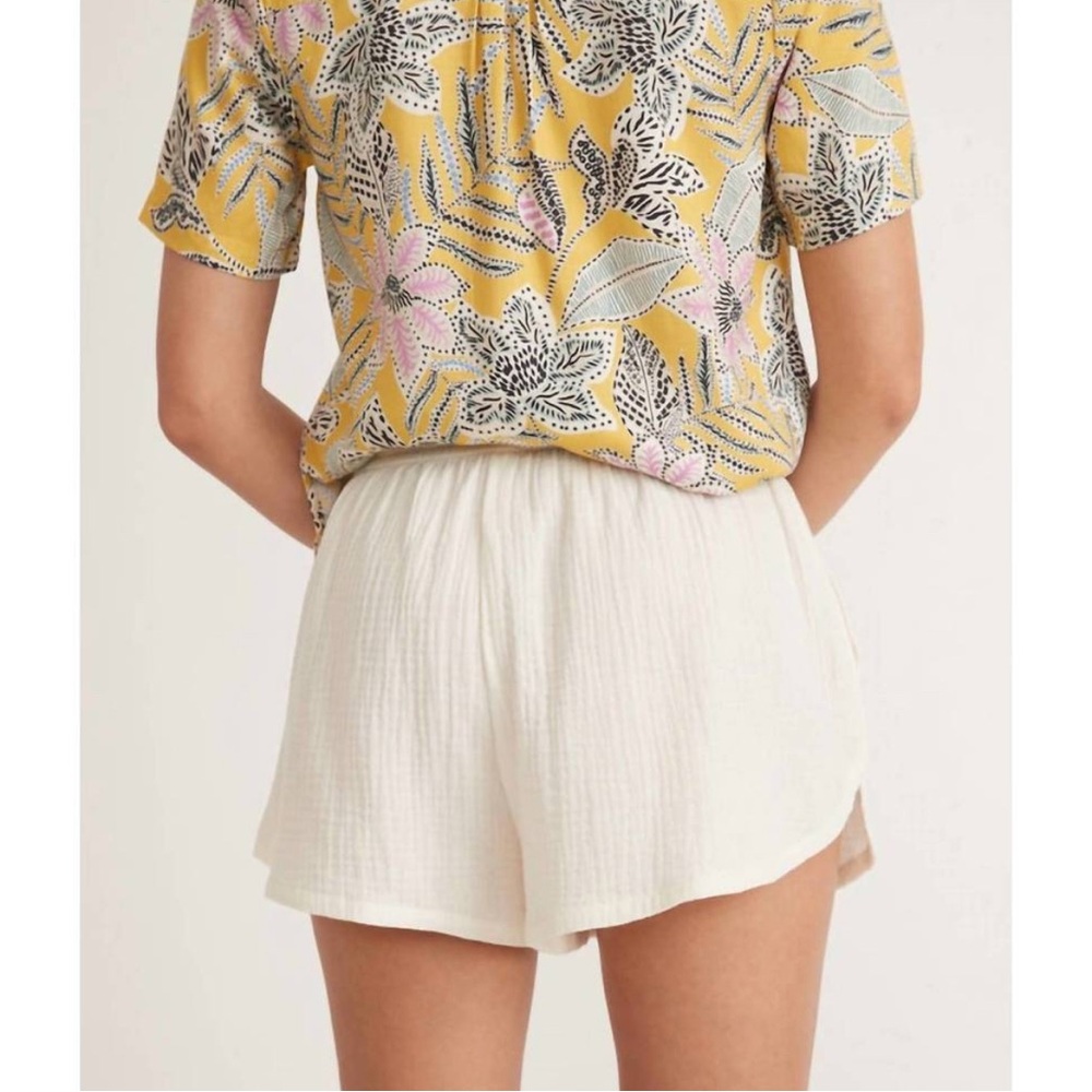 Marine Layer Gigi Crinkle Gauze Shorts Cream
White NWT Size Medium - Picture 2 of 8